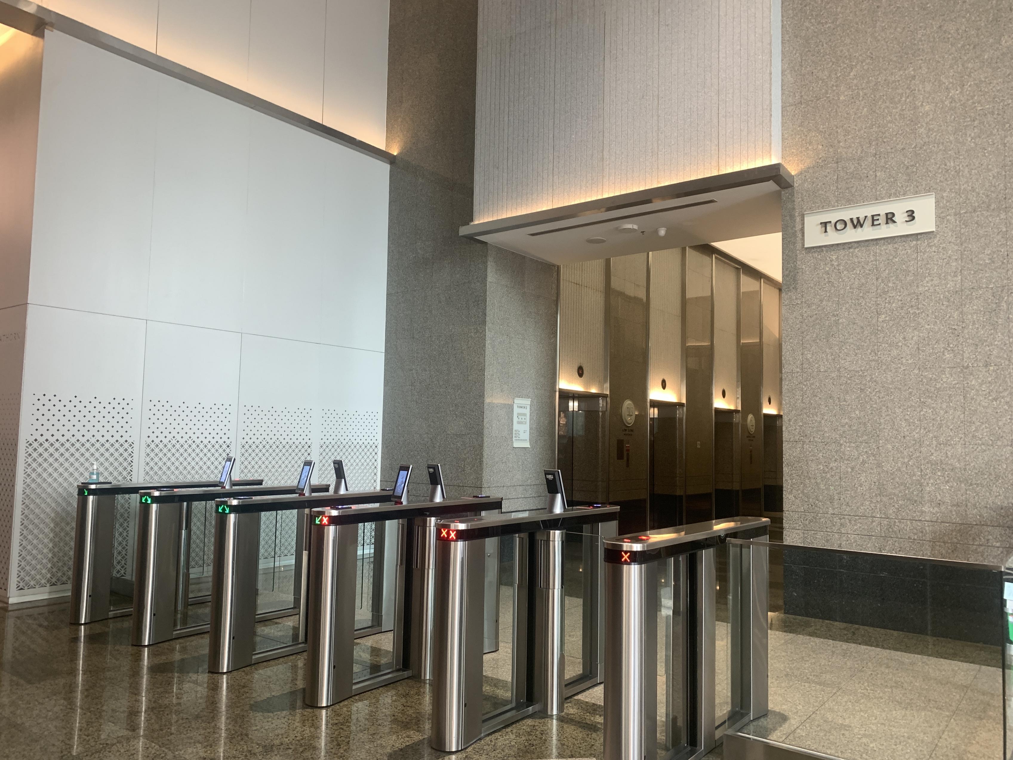 Tower 3入口刷卡处