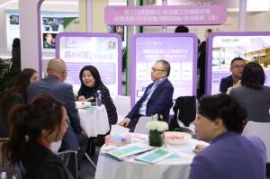 泰国lrc生殖医院见证上海国际医疗旅游展