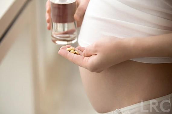 有乳腺癌家族史，还适合做促排试管吗？LRC在肿瘤家族史人群的谨慎态度